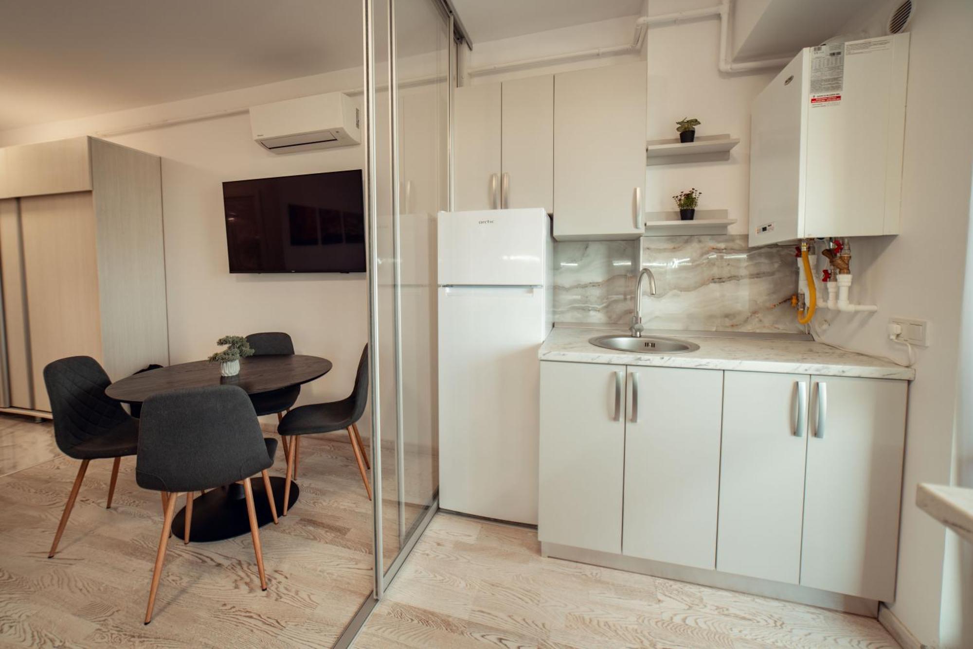 Cozy Aparthotel - Ultracentral Luxury Apartments Iasi Exterior foto